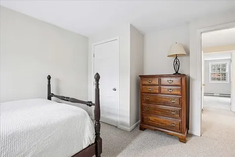 13 Karen Road Windham NH 03087
