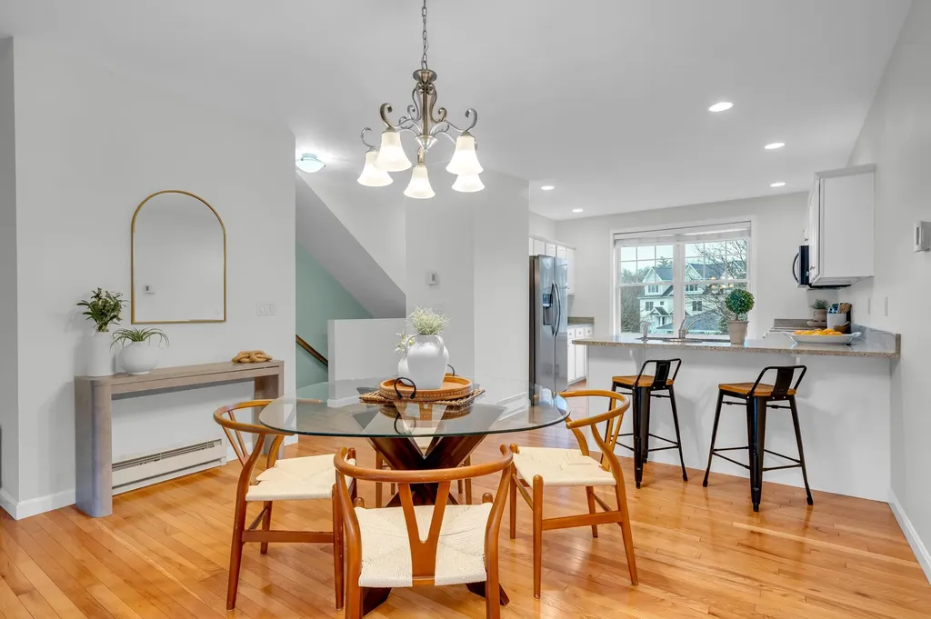 131 Court Street Exeter NH 03833