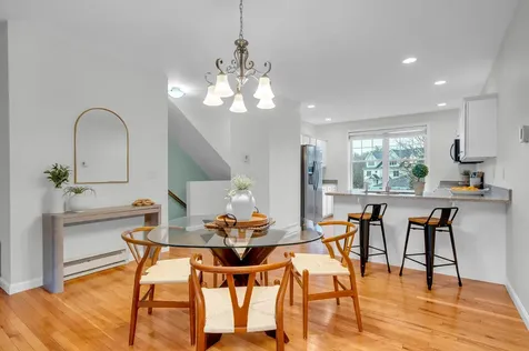 131 Court Street Exeter NH 03833