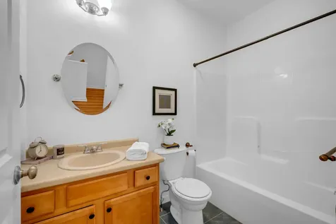 131 Court Street Exeter NH 03833