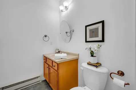 131 Court Street Exeter NH 03833