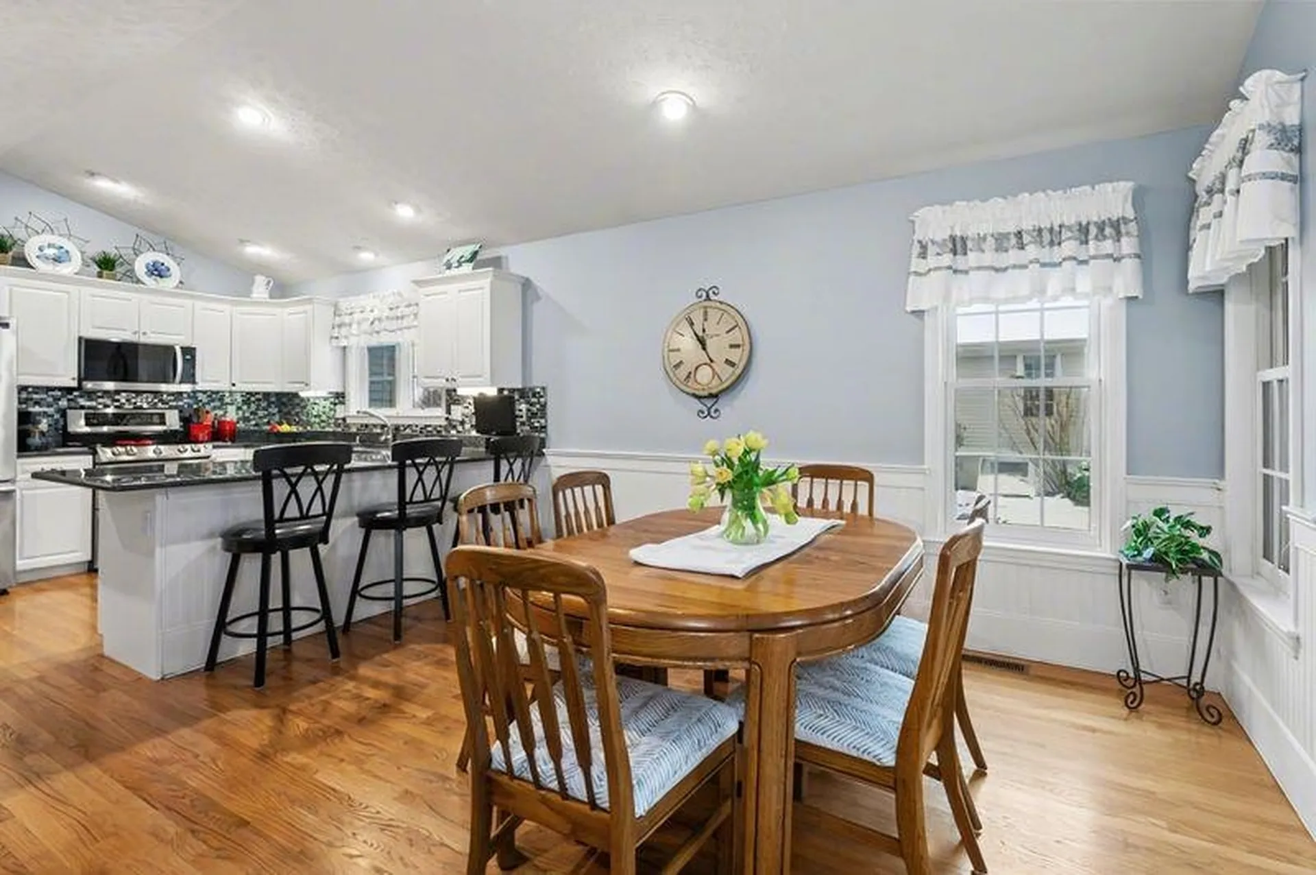 3 Kittanset Road Bedford NH 03110
