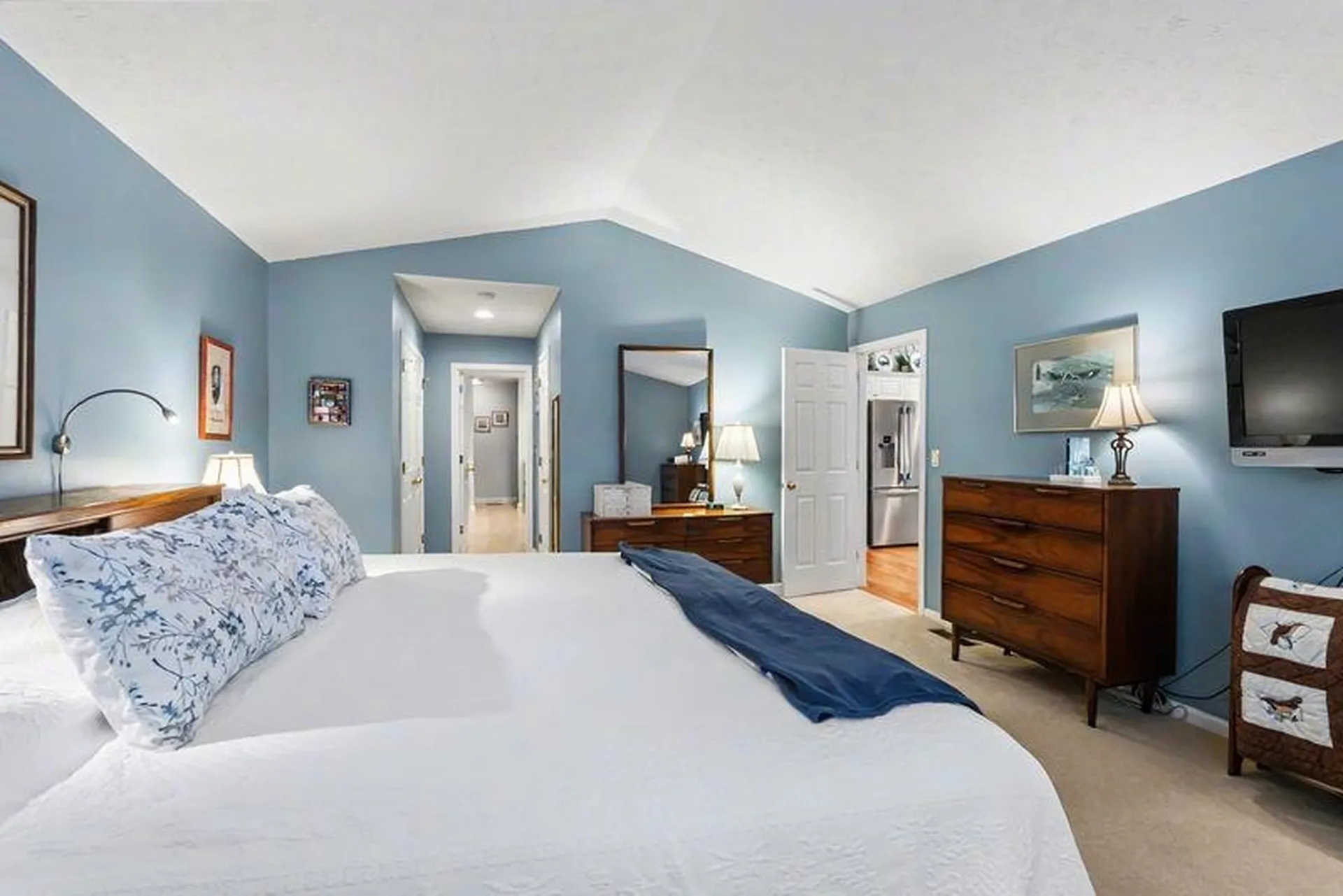 3 Kittanset Road Bedford NH 03110