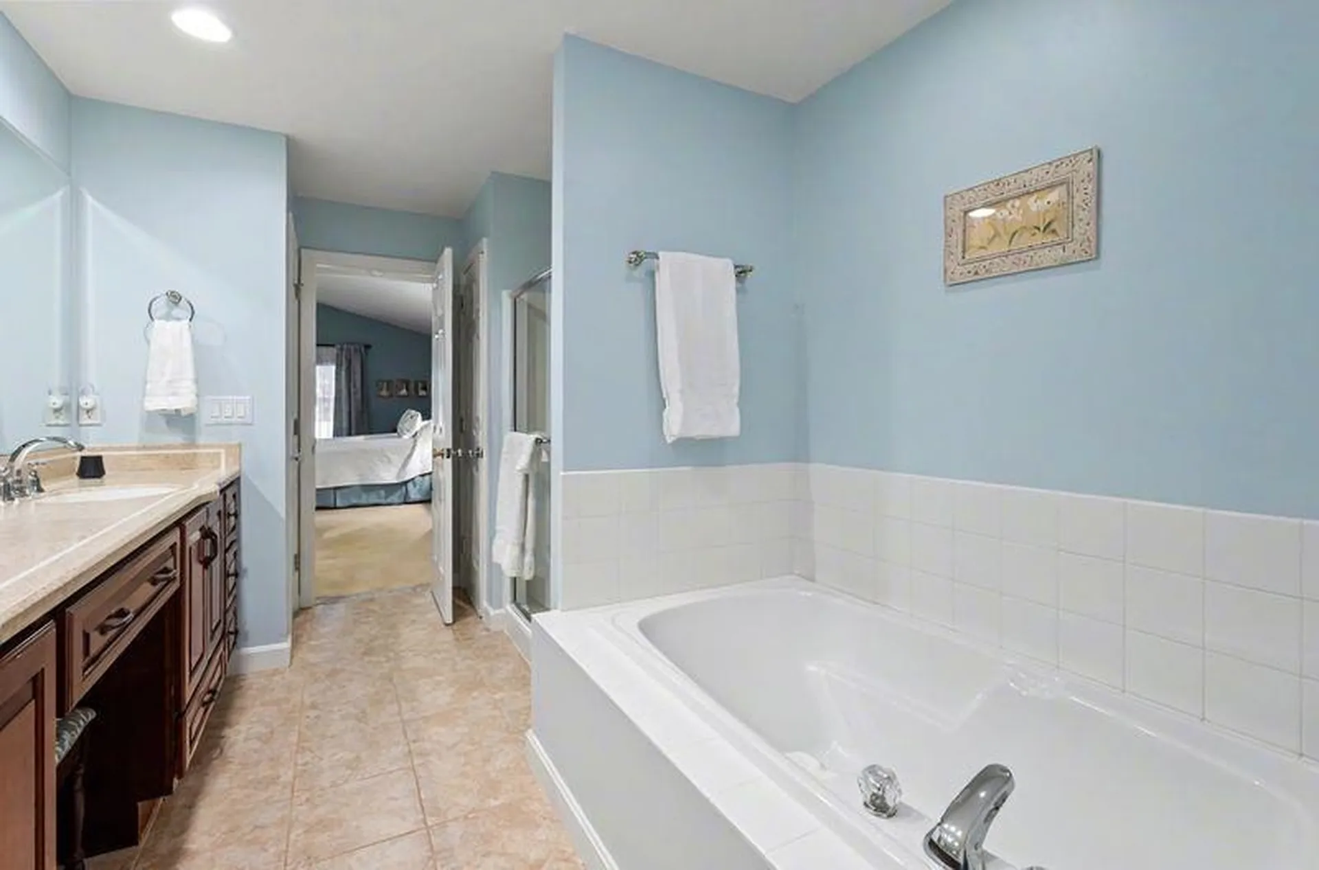 3 Kittanset Road Bedford NH 03110