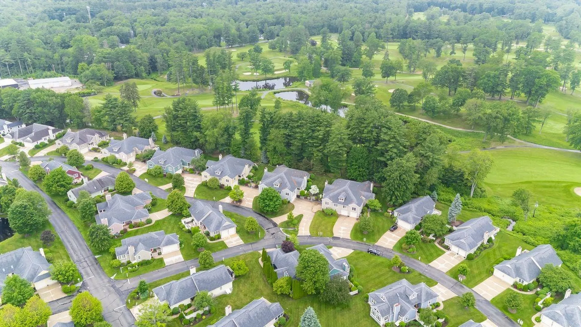 3 Kittanset Road Bedford NH 03110