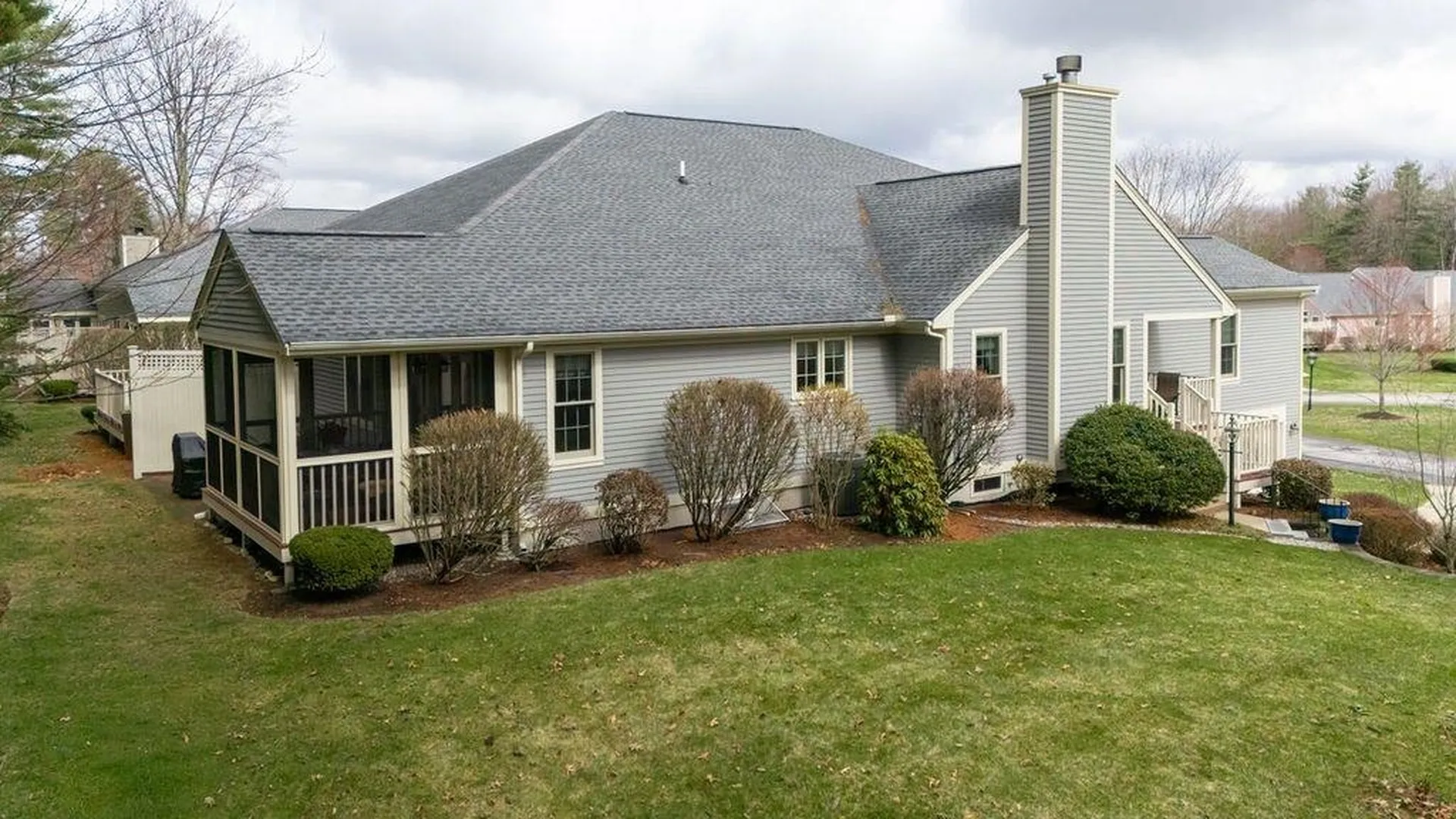 3 Kittanset Road Bedford NH 03110