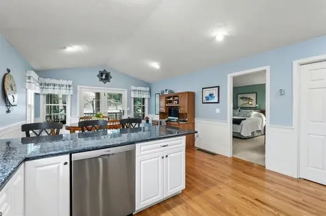 3 Kittanset Road Bedford NH 03110