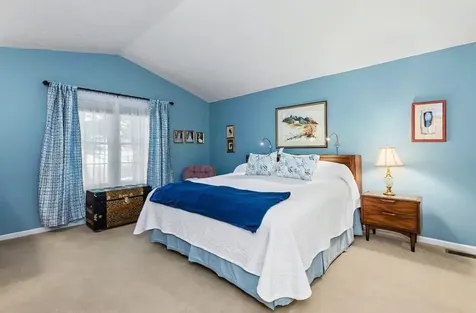 3 Kittanset Road Bedford NH 03110