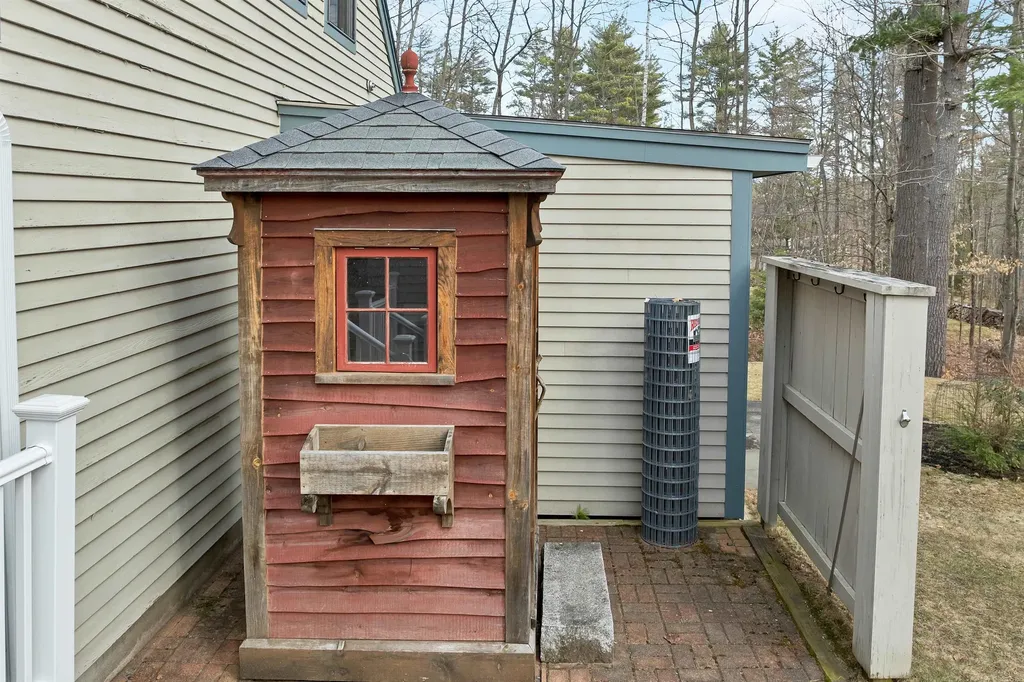 4 Vere Royce Road Tuftonboro NH 03850