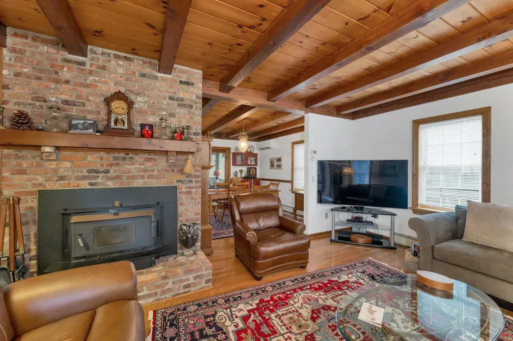 4 Vere Royce Road Tuftonboro NH 03850