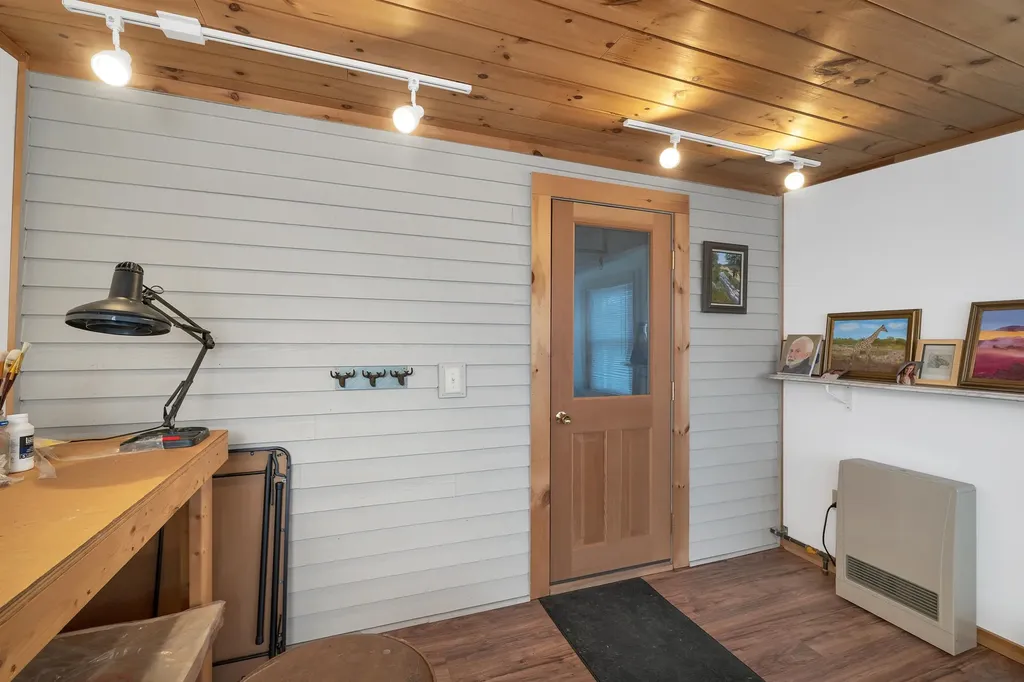 4 Vere Royce Road Tuftonboro NH 03850