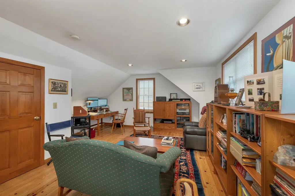 4 Vere Royce Road Tuftonboro NH 03850