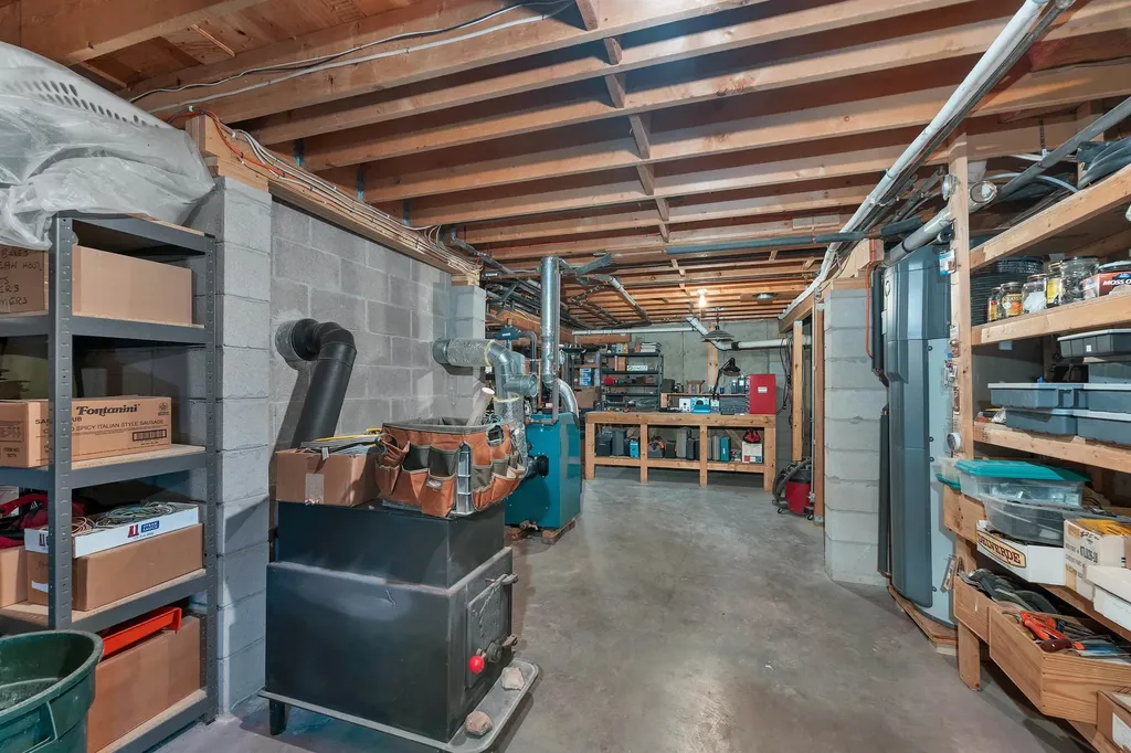 4 Vere Royce Road Tuftonboro NH 03850