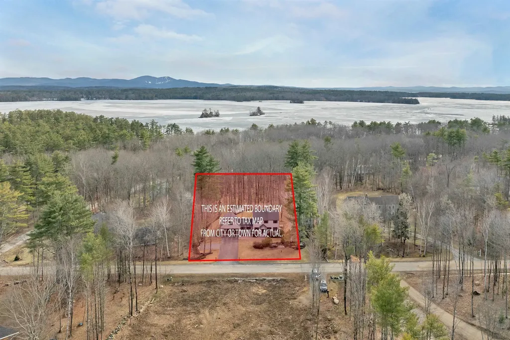 4 Vere Royce Road Tuftonboro NH 03850