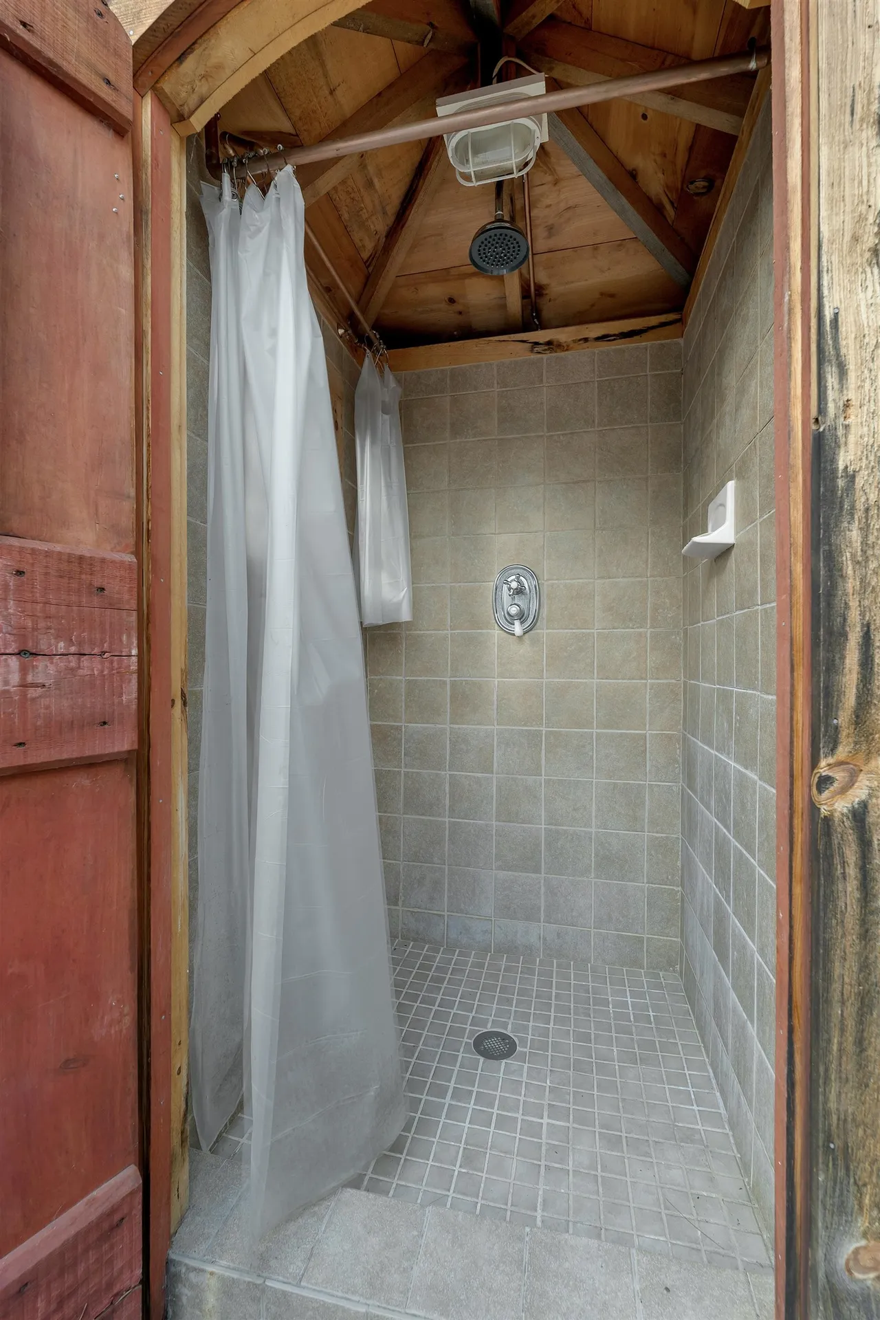 4 Vere Royce Road Tuftonboro NH 03850