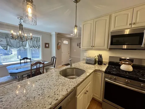 2 Bass Street Newmarket NH 03857