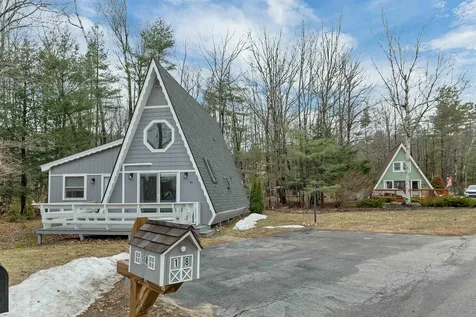 1 East Bluff Highlands Meredith NH 03253