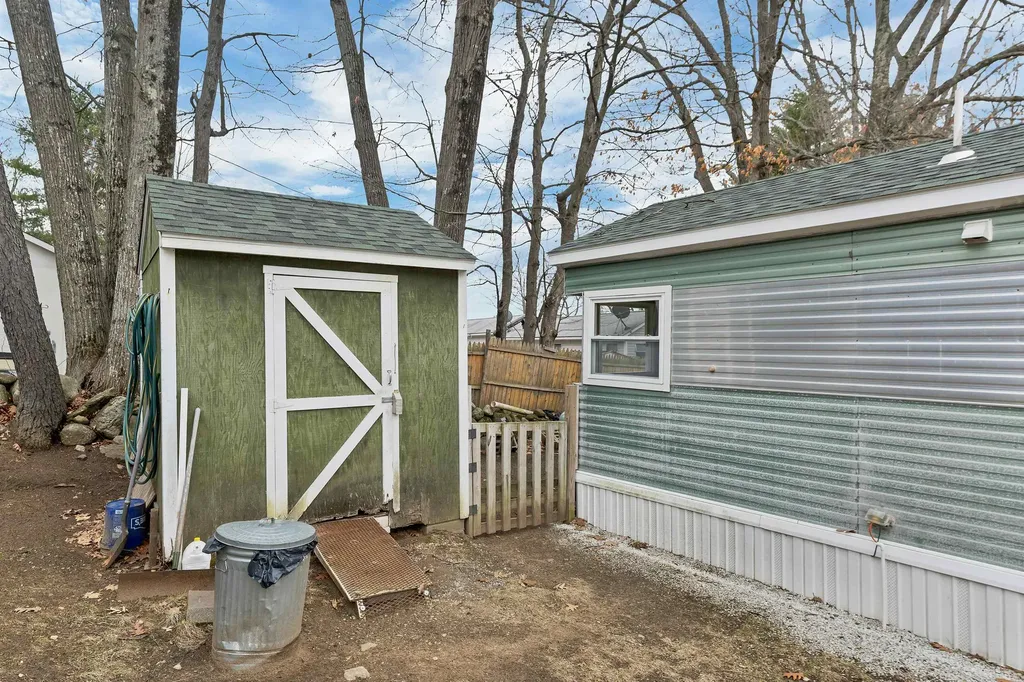 9 Sargent Place Gilford NH 03249