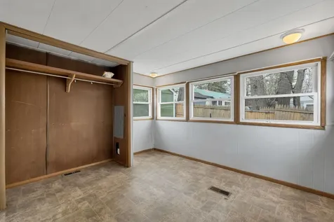 9 Sargent Place Gilford NH 03249