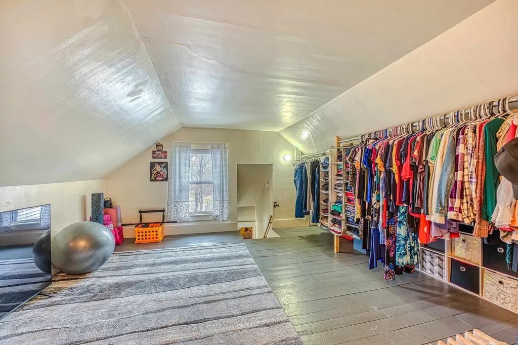 54 Highland Street Plymouth NH 03264