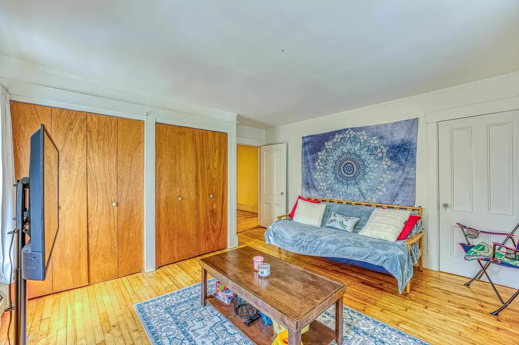 54 Highland Street Plymouth NH 03264