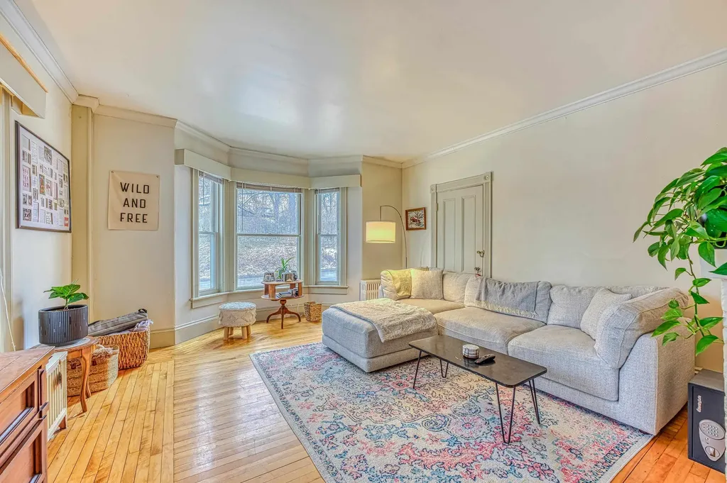 54 Highland Street Plymouth NH 03264
