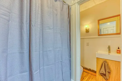 54 Highland Street Plymouth NH 03264