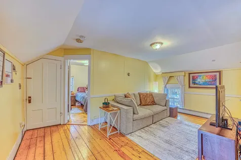 54 Highland Street Plymouth NH 03264