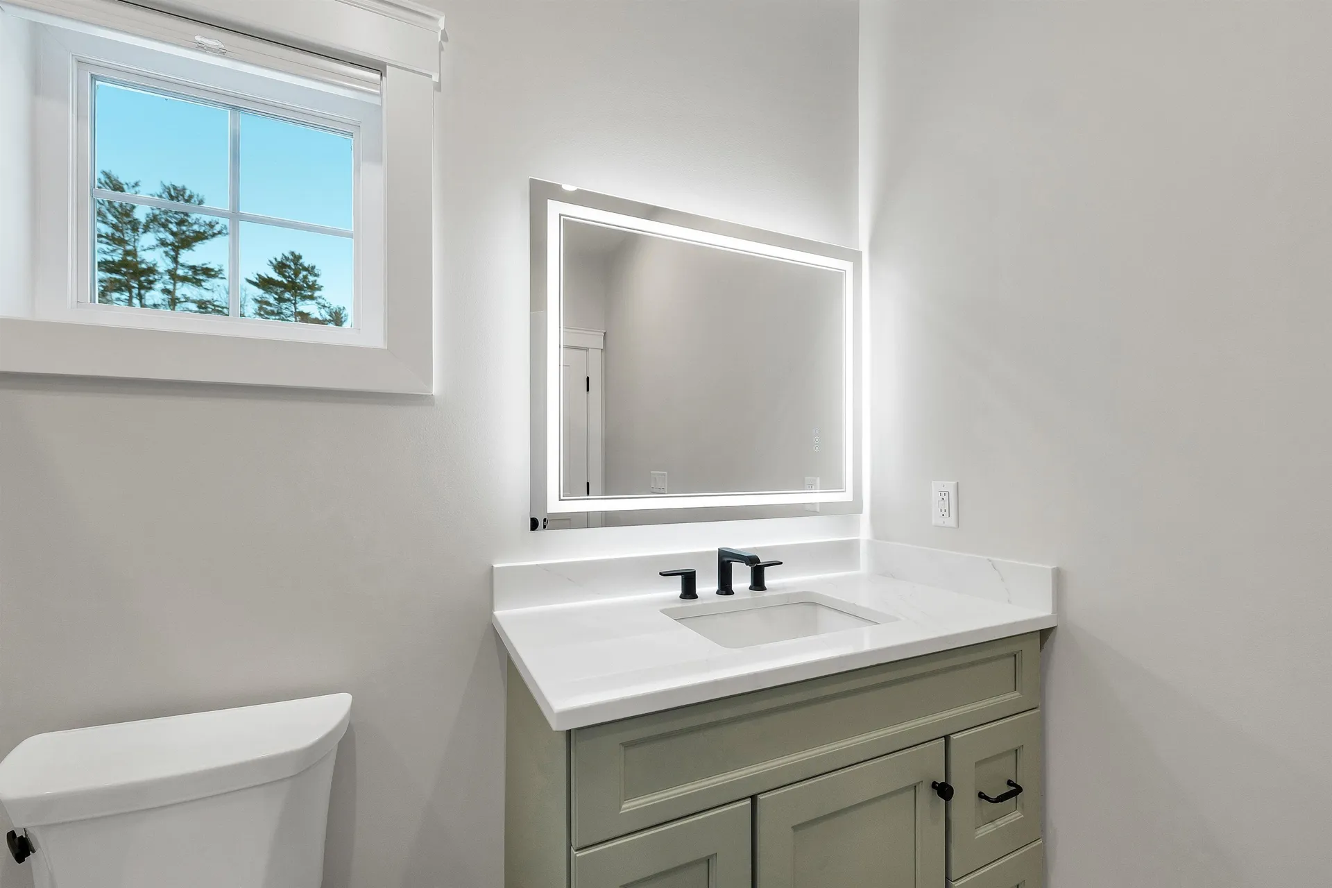 60 White Oaks Road Laconia NH 03246