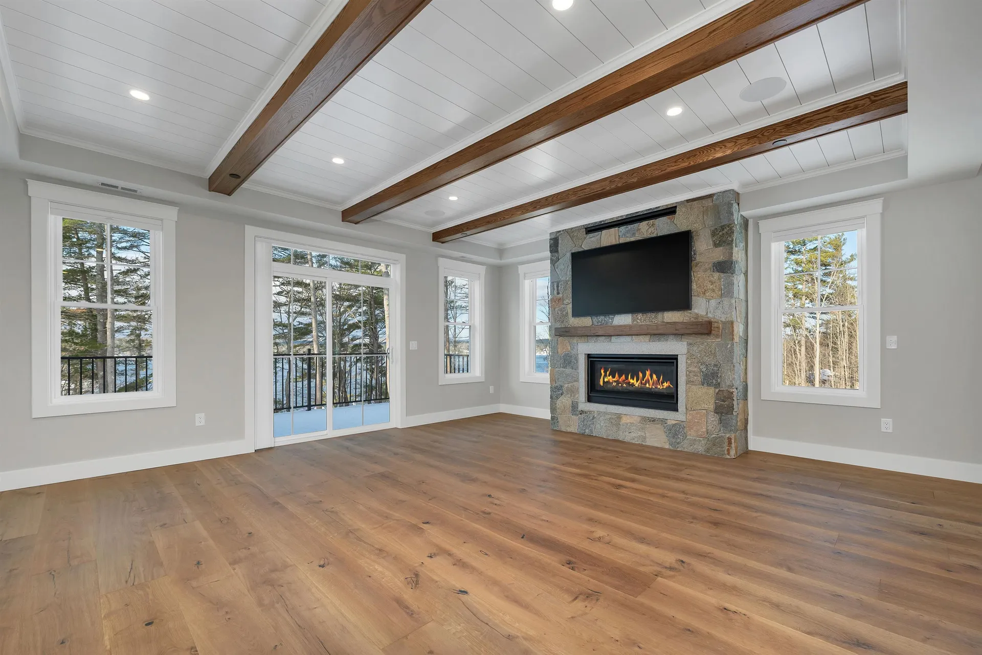 60 White Oaks Road Laconia NH 03246