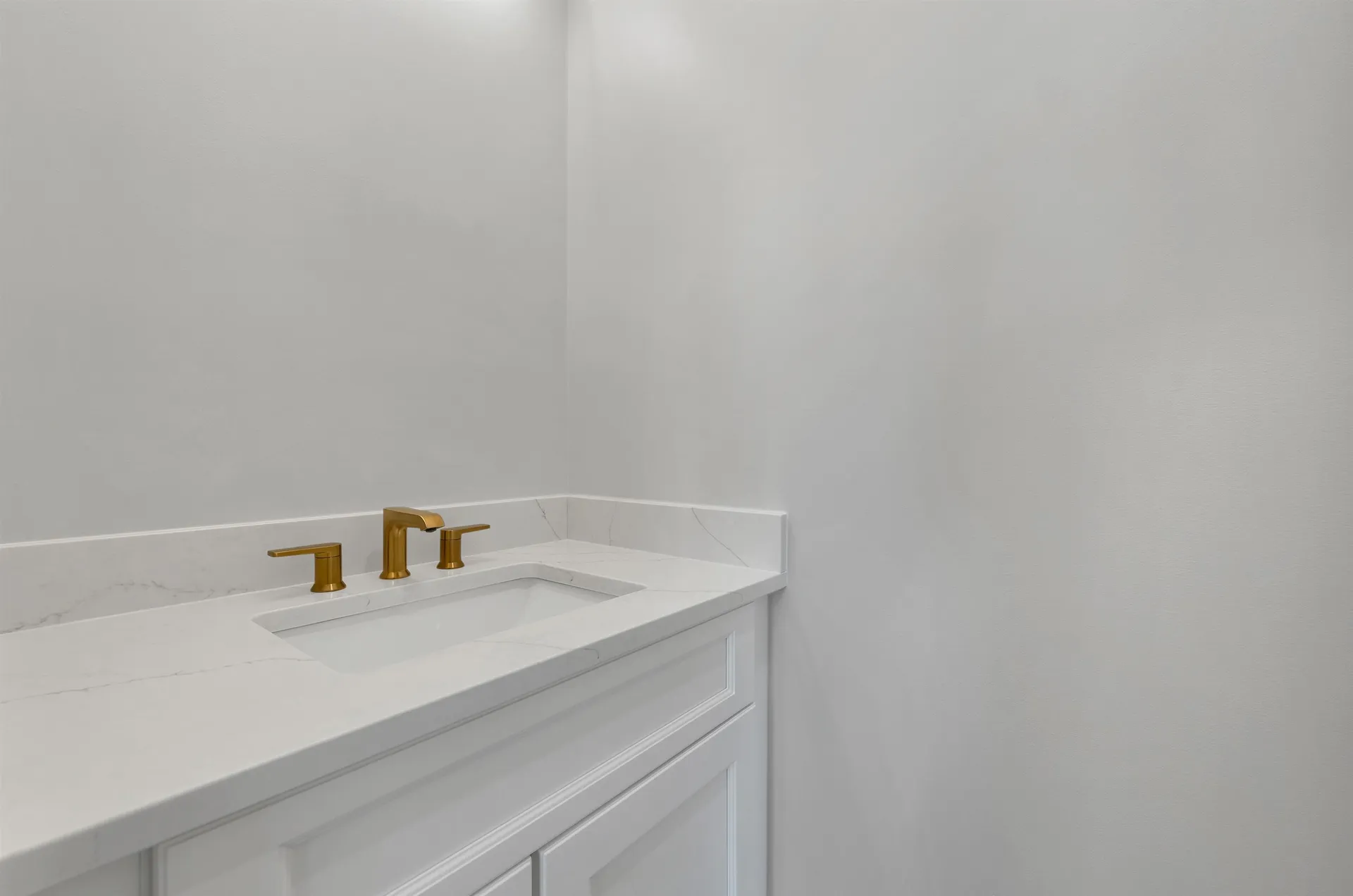 60 White Oaks Road Laconia NH 03246