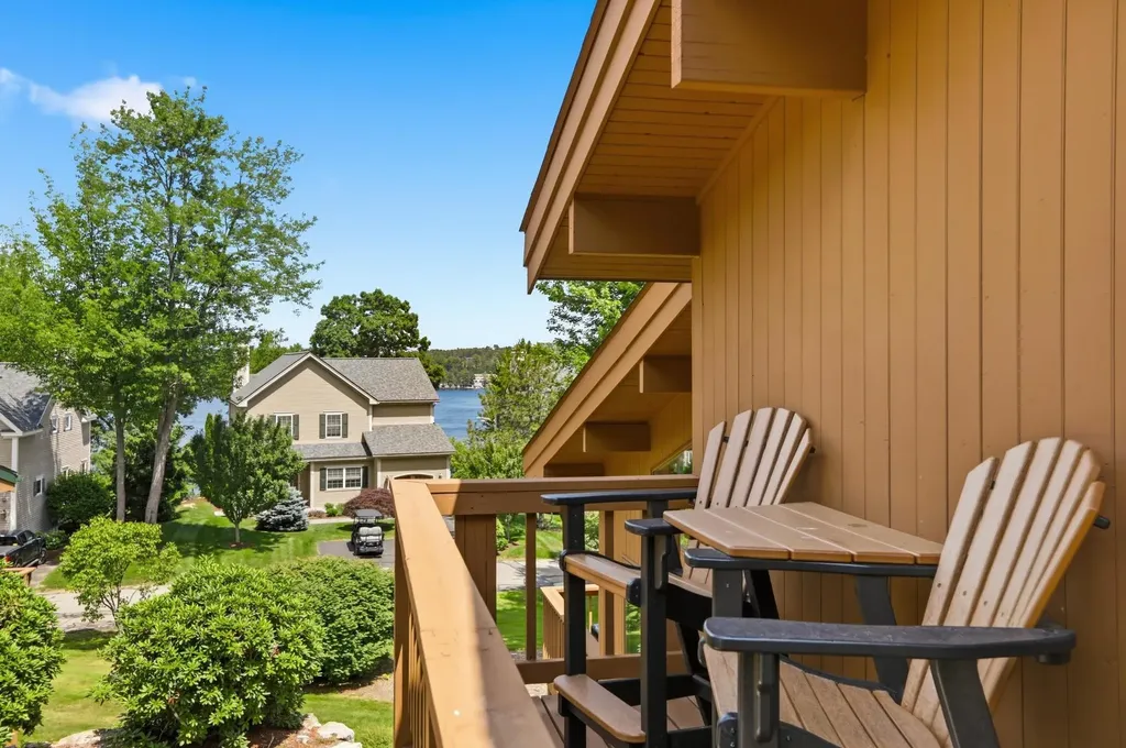 27 Fern Lane Laconia NH 03246