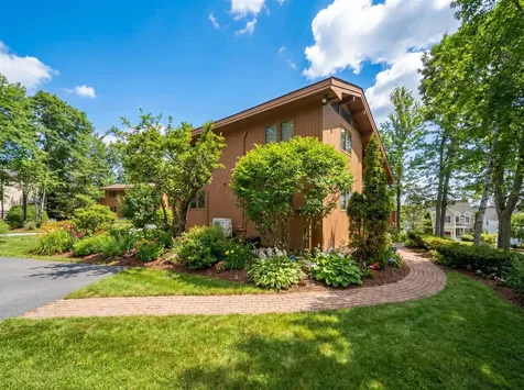 27 Fern Lane Laconia NH 03246