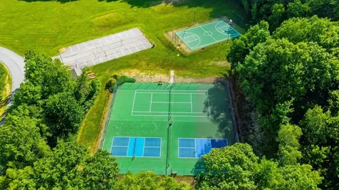 27 Fern Lane Laconia NH 03246