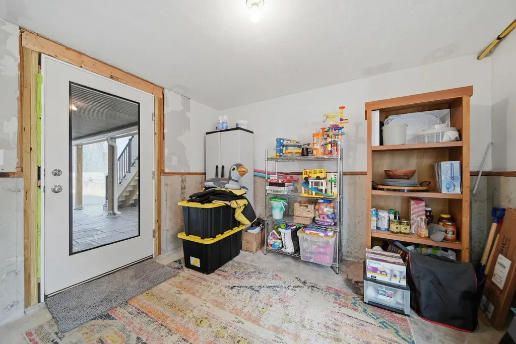 87 Colby Road Danville NH 03819