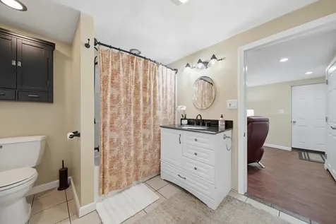87 Colby Road Danville NH 03819