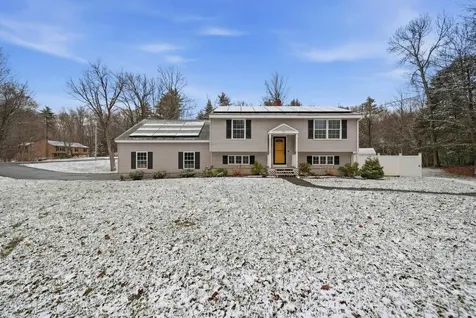 87 Colby Road Danville NH 03819