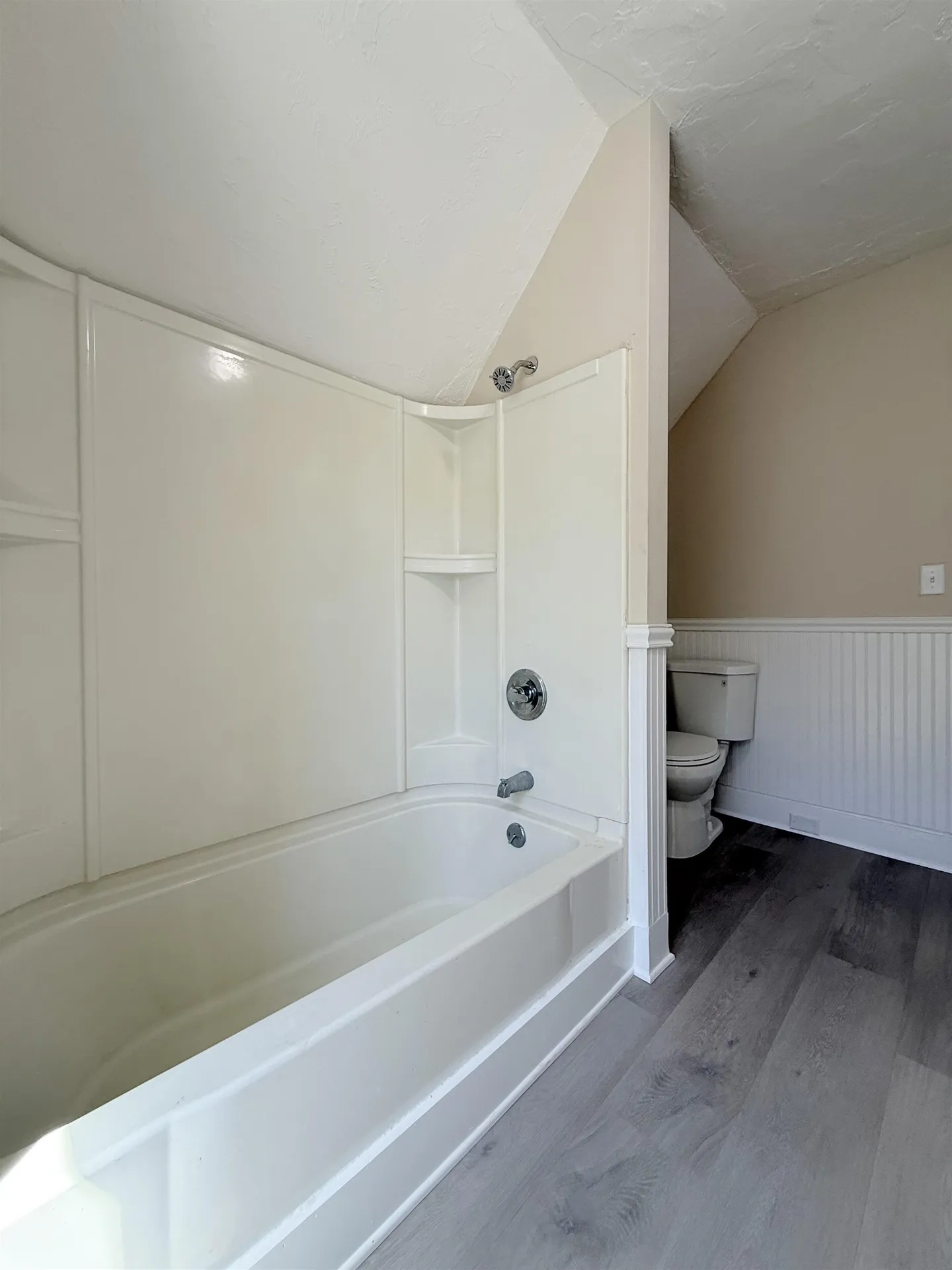 8 Holman Street Hillsborough NH 03221