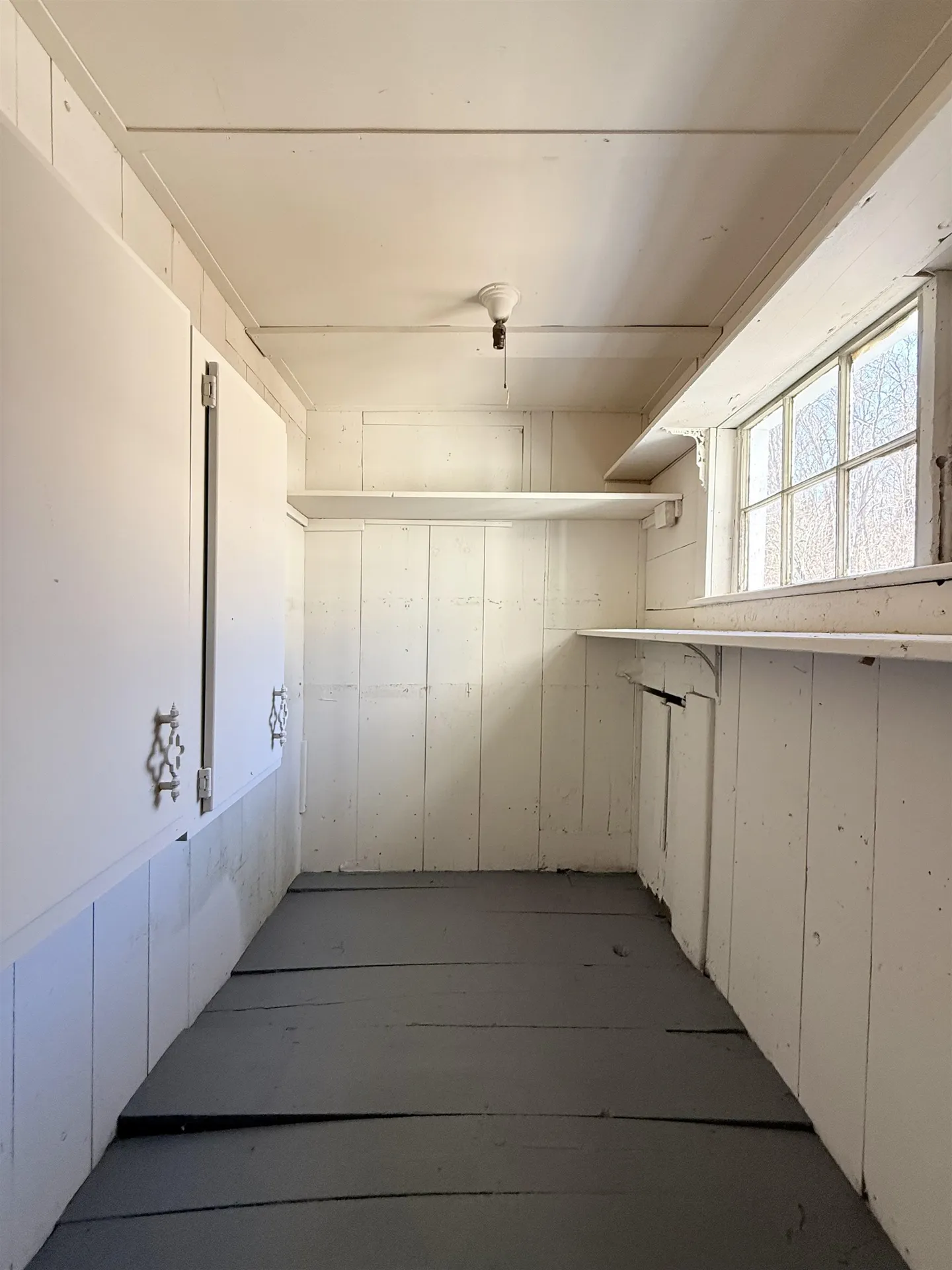 8 Holman Street Hillsborough NH 03221