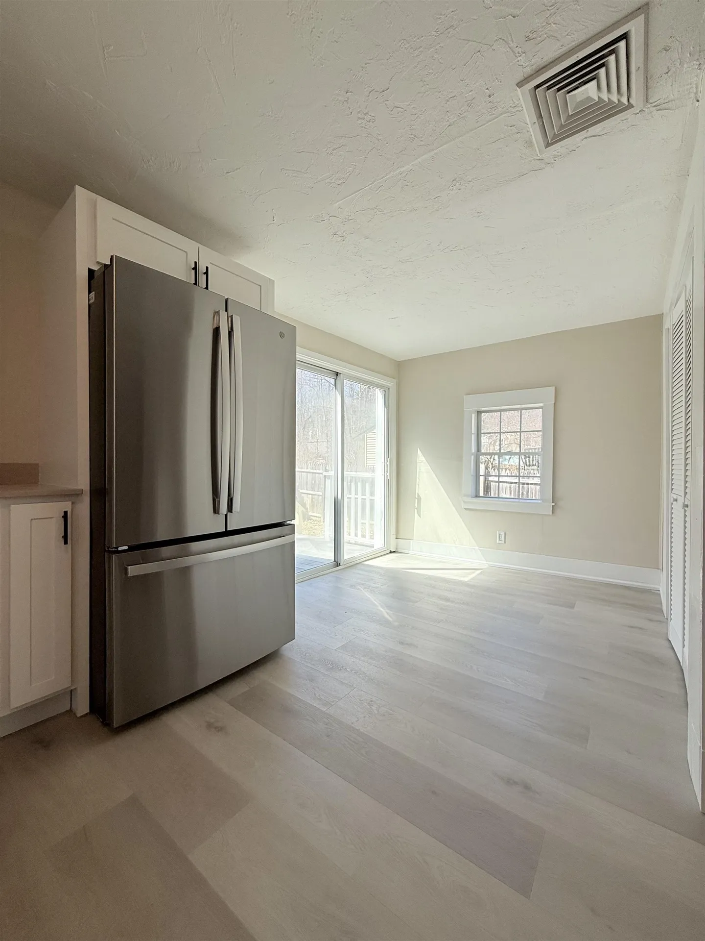 8 Holman Street Hillsborough NH 03221