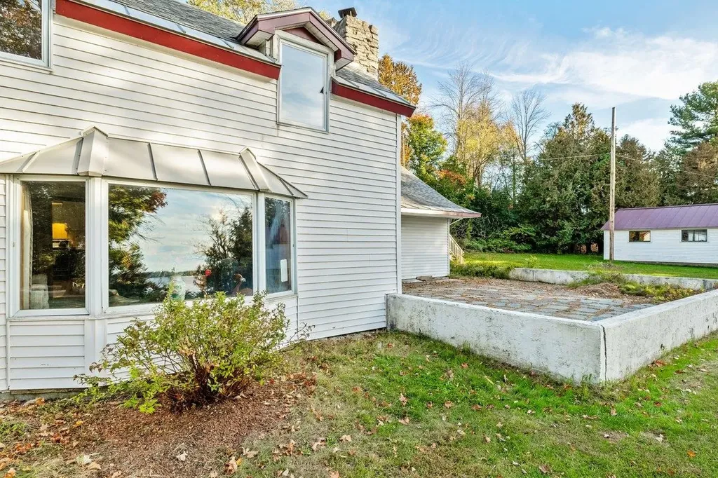 489 West Shore Road Isle La Motte VT 05463