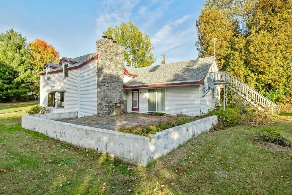 489 West Shore Road Isle La Motte VT 05463