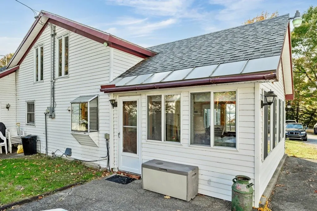489 West Shore Road Isle La Motte VT 05463