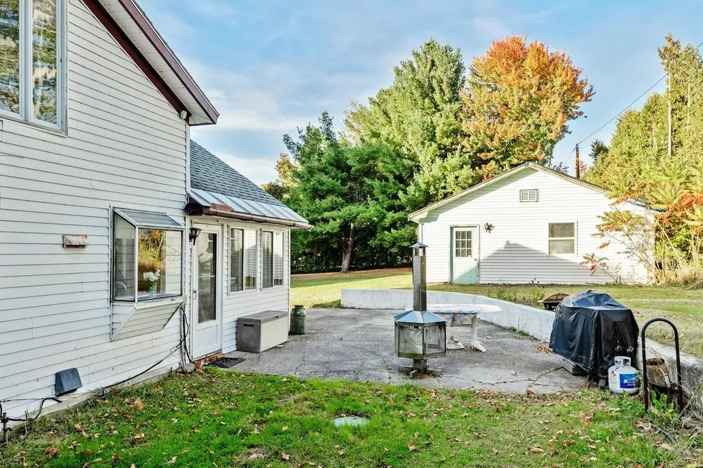 489 West Shore Road Isle La Motte VT 05463
