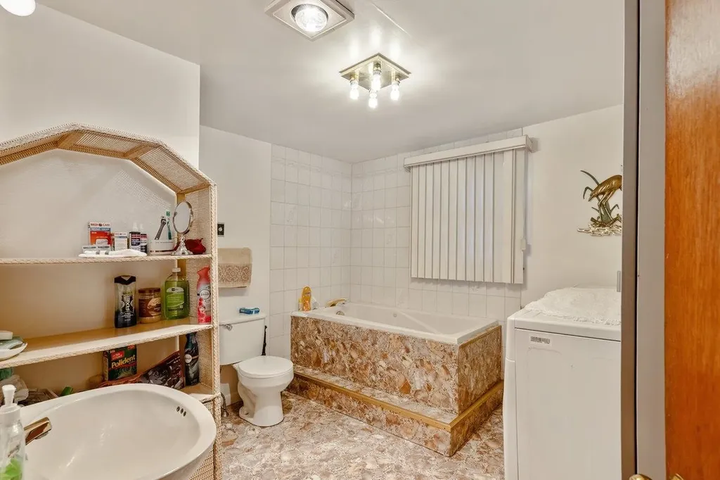 489 West Shore Road Isle La Motte VT 05463