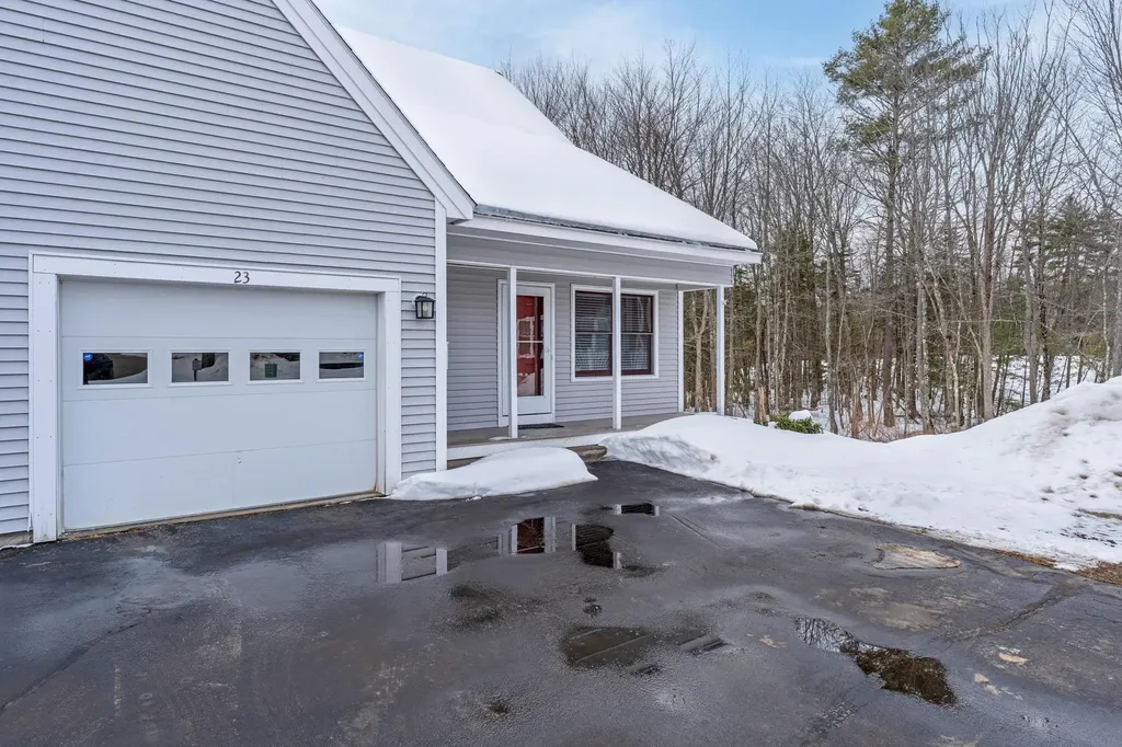 23 West Ridge Drive Peterborough NH 03458