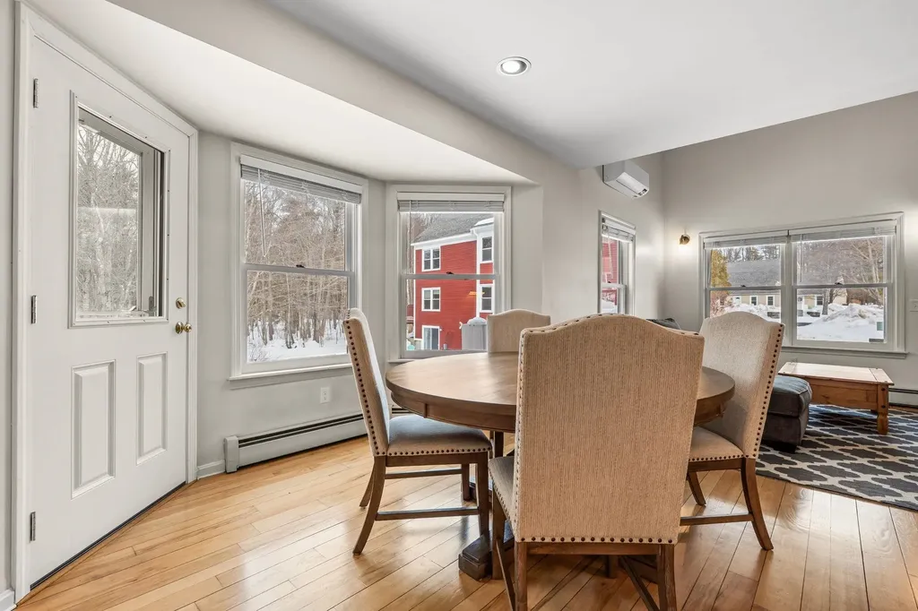 23 West Ridge Drive Peterborough NH 03458