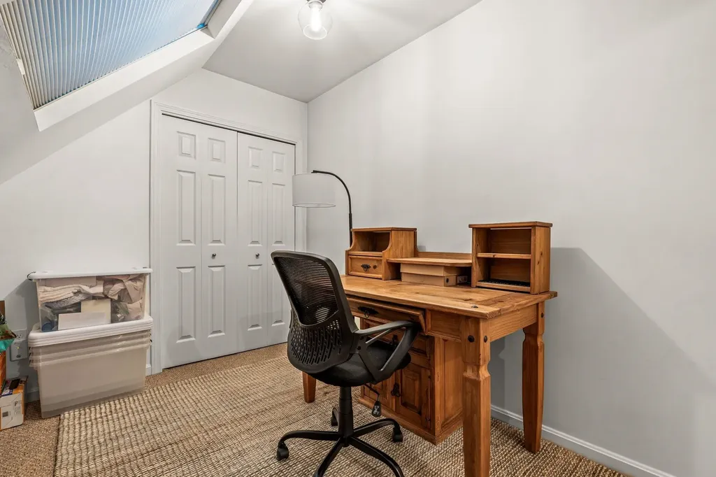 23 West Ridge Drive Peterborough NH 03458