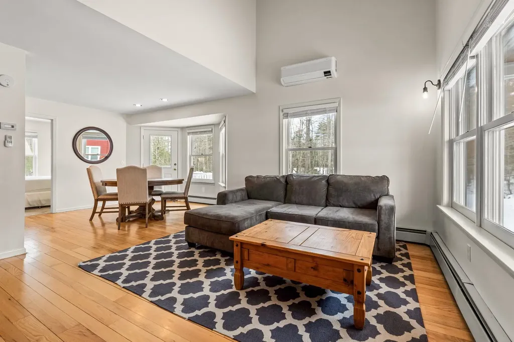 23 West Ridge Drive Peterborough NH 03458