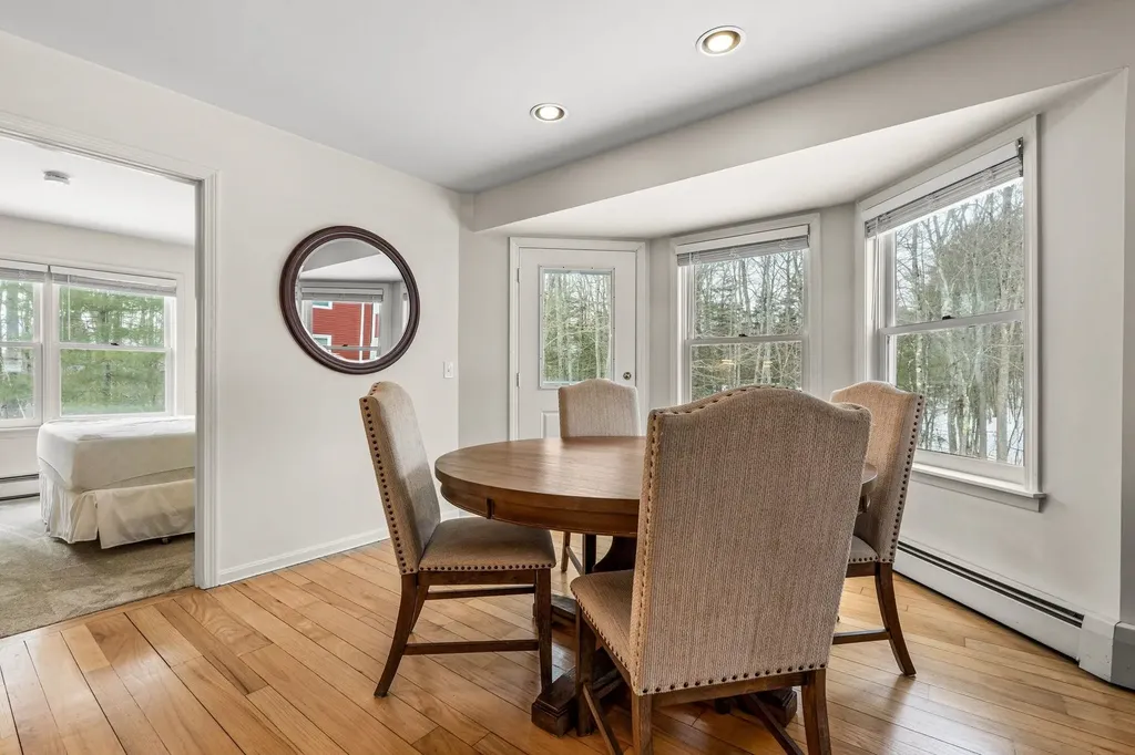 23 West Ridge Drive Peterborough NH 03458